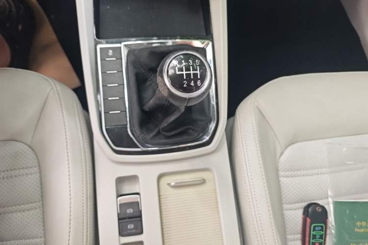 Used FORTHING Joyear S50 2017 2.0L Manual Luxury Version Gear Lever