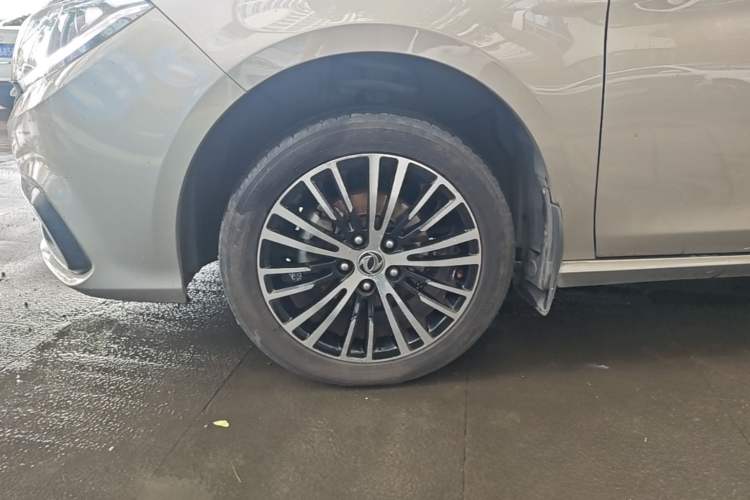 Used FORTHING Joyear S50 2017 2.0L Manual Luxury Version Left Front Wheel Hub