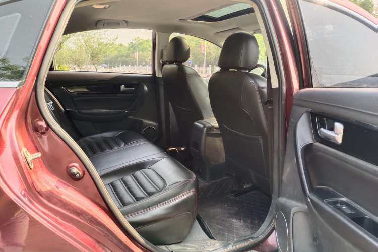 Used FORTHING Joyear S50 2017 1.5L Manual Luxury Model Interior 8