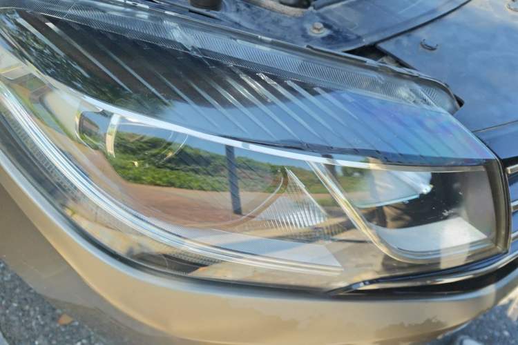 Used FORTHING Joyear S50 2017 1.5L Manual Luxury Model Right Front Headlight