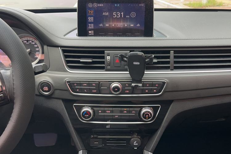 Used FORTHING Joyear S50 2017 1.6L CVT Luxury Model Audio And AC Panel