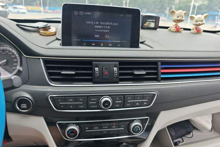 Used FORTHING Joyear S50 2017 1.5L Manual Luxury Model Audio And AC Panel