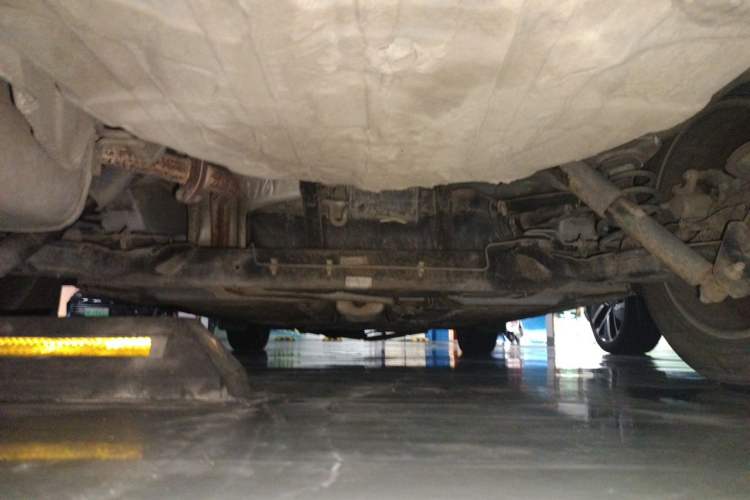 Used FORTHING Joyear S50 2017 1.6L CVT Luxury Model Chassis Rear