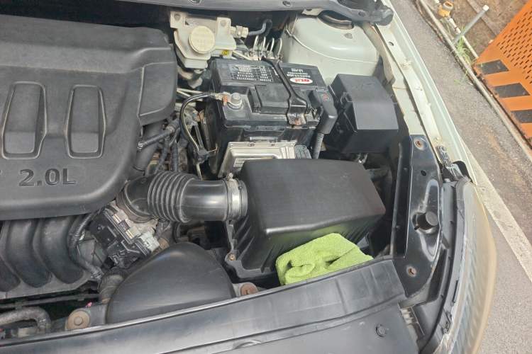 Used FORTHING Joyear S50 2017 2.0L Manual Luxury Version Engine Bay Left