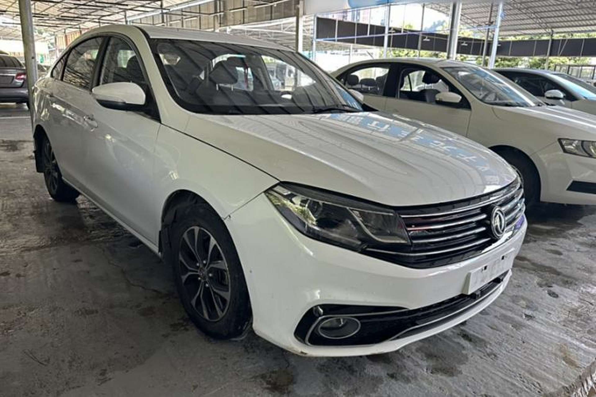 Used FORTHING Joyear S50 2017 1.5L Manual Luxury Model Exterior 2