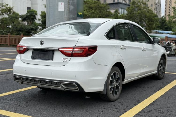 Used FORTHING Joyear S50 2017 1.6L CVT Luxury Model Exterior 6