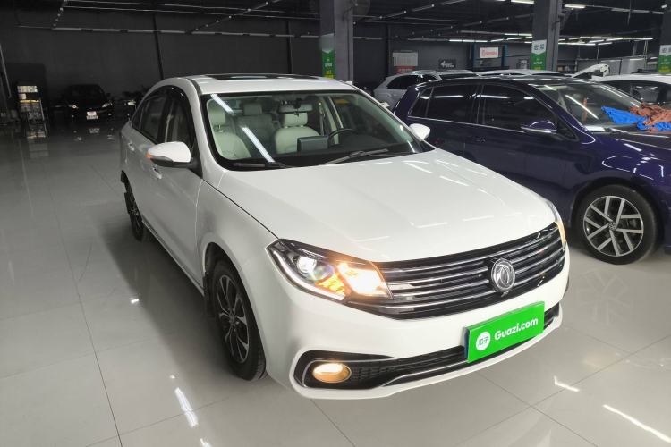 Used FORTHING Joyear S50 2017 1.6L CVT Luxury Model Front Right 45 Deg