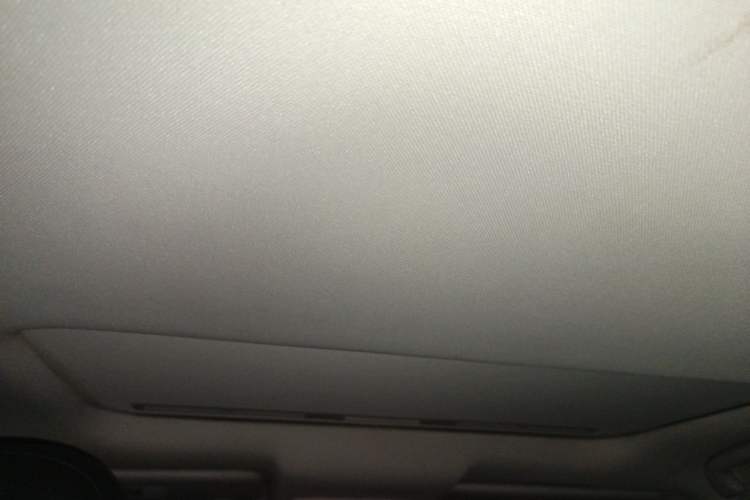 Used FORTHING Joyear S50 2017 1.6L CVT Luxury Model Headliner