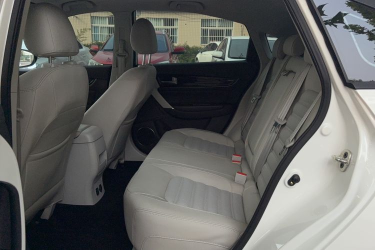 Used FORTHING Joyear S50 2017 1.5L Manual Luxury Version Interior 1