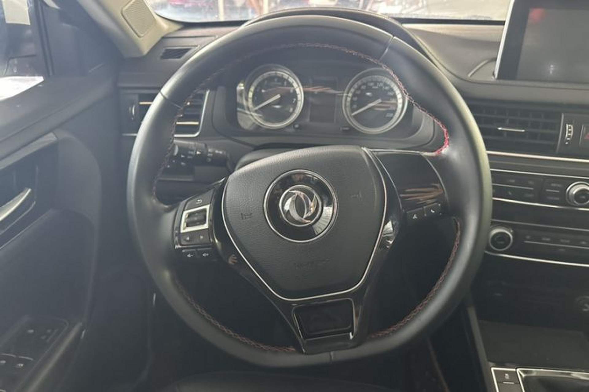 Used FORTHING Joyear S50 2017 1.5L Manual Luxury Model Interior 2