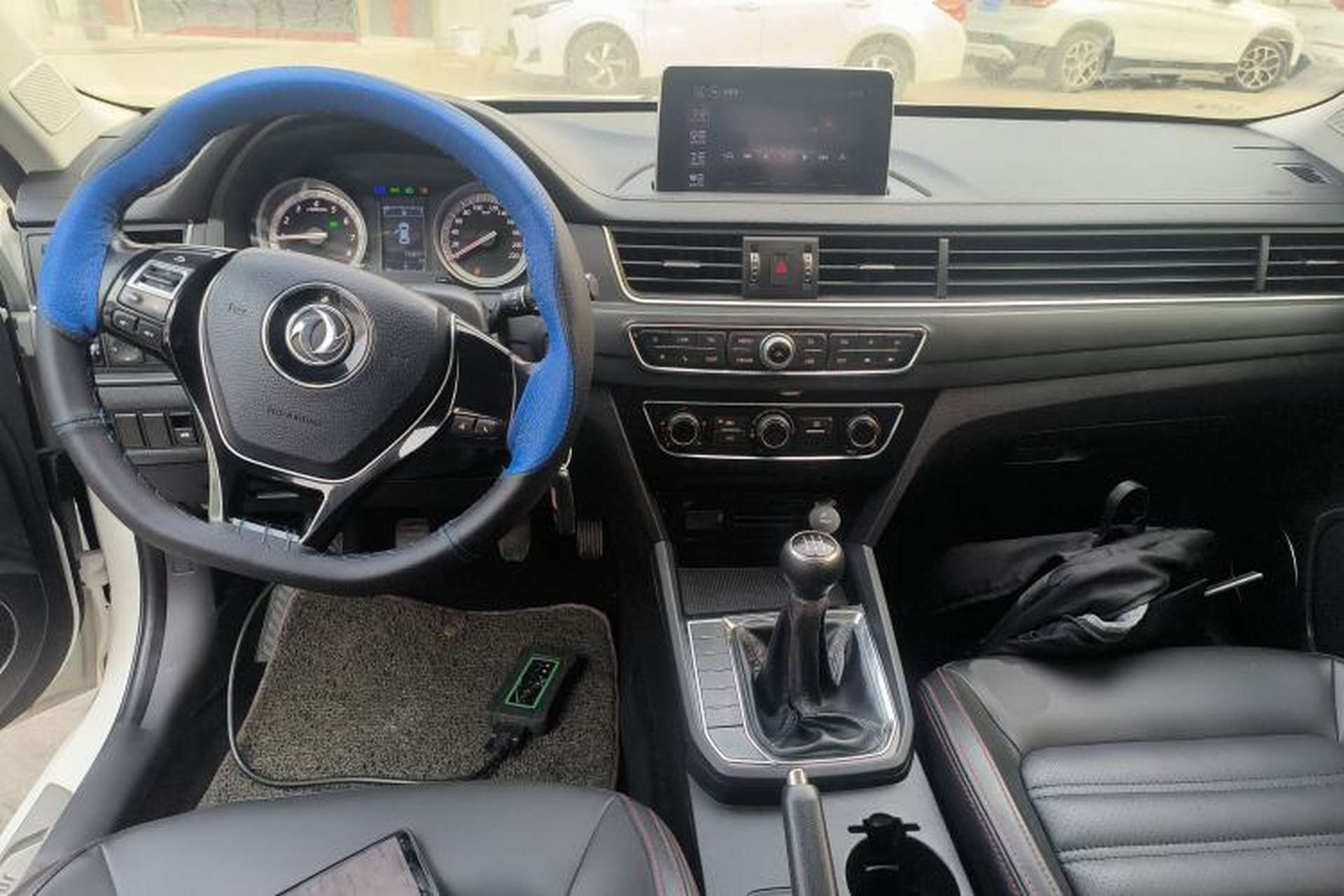 Used FORTHING Joyear S50 2017 1.5L Manual Luxury Version Interior 2