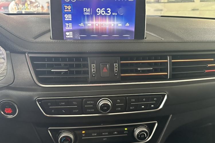 Used FORTHING Joyear S50 2017 1.5L Manual Luxury Model Interior 3