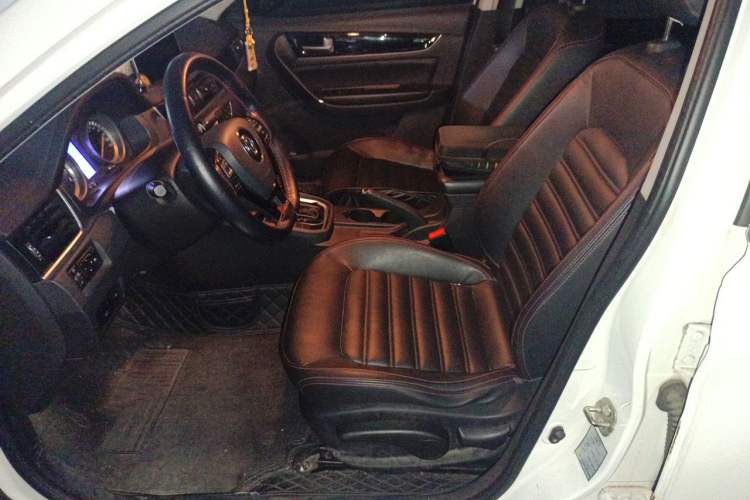 Used FORTHING Joyear S50 2017 1.6L CVT Luxury Model Left Front Seat