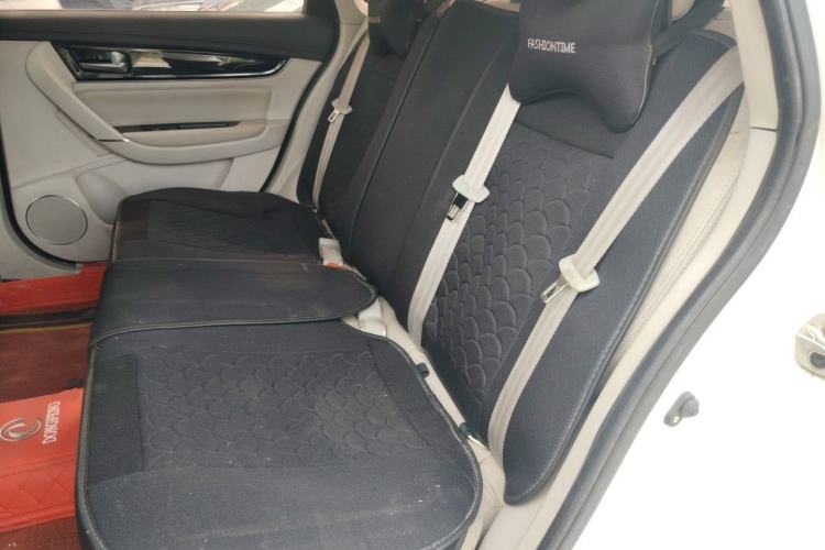Used FORTHING Joyear S50 2017 1.6L CVT Luxury Model Left Rear Seat