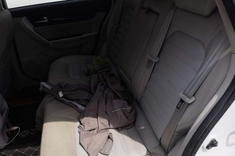 Used FORTHING Joyear S50 2017 1.6L CVT Luxury Model Left Rear Seat