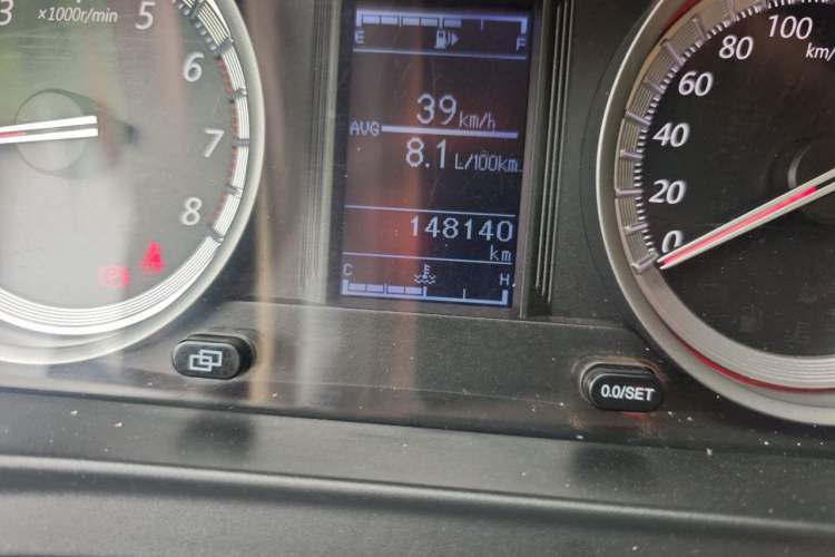 Used FORTHING Joyear S50 2017 1.5L Manual Luxury Model Odometer Close Up