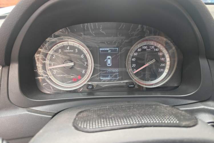 Used FORTHING Joyear S50 2017 2.0L Manual Luxury Version Odometer Close Up