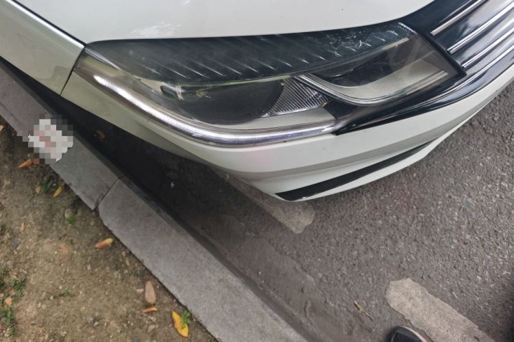 Used FORTHING Joyear S50 2017 1.5L Manual Luxury Model Right Front Headlight