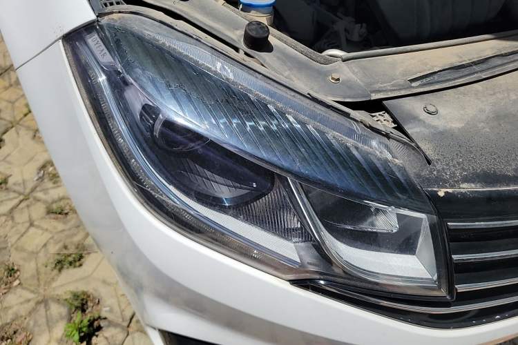 Used FORTHING Joyear S50 2017 1.5L Manual Luxury Model Right Front Headlight