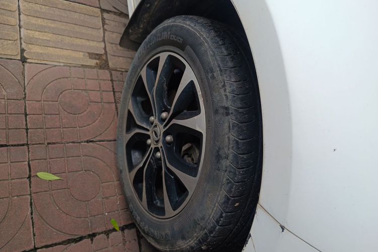 Used FORTHING Joyear S50 2017 1.5L Manual Luxury Version Right Front Wheel Hub