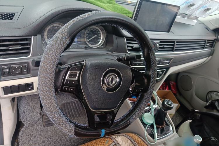 Used FORTHING Joyear S50 2017 1.5L Manual Luxury Version Steering Wheel