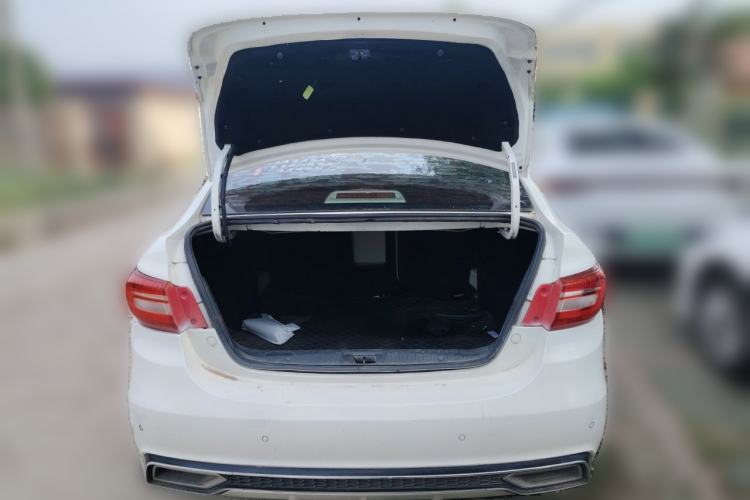Used FORTHING Joyear S50 2017 1.6L CVT Luxury Model Trunk
