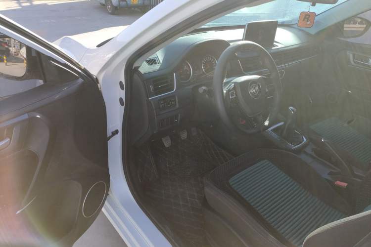 Used FORTHING Joyear S50 2020 1.6L Manual Luxury Model Driver Seat