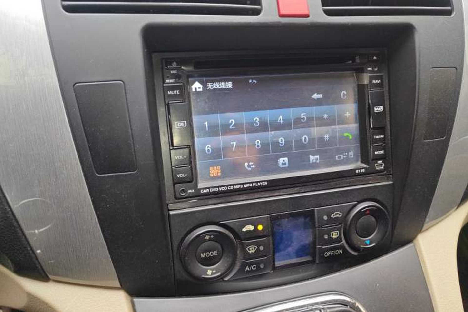 Used FORTHING Joyear SUV 2012 1.6L Luxury Model Audio And AC Panel
