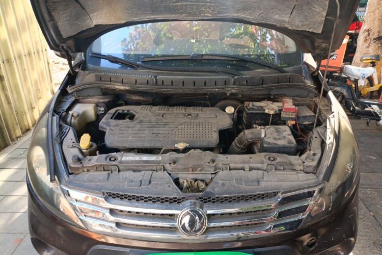 Used FORTHING Joyear SUV 2012 1.6L Luxury Model Engine Bay