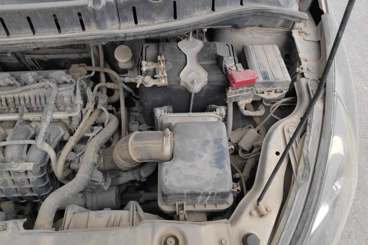 Used FORTHING Joyear SUV 2012 1.6L Comfort Model Engine Bay Left