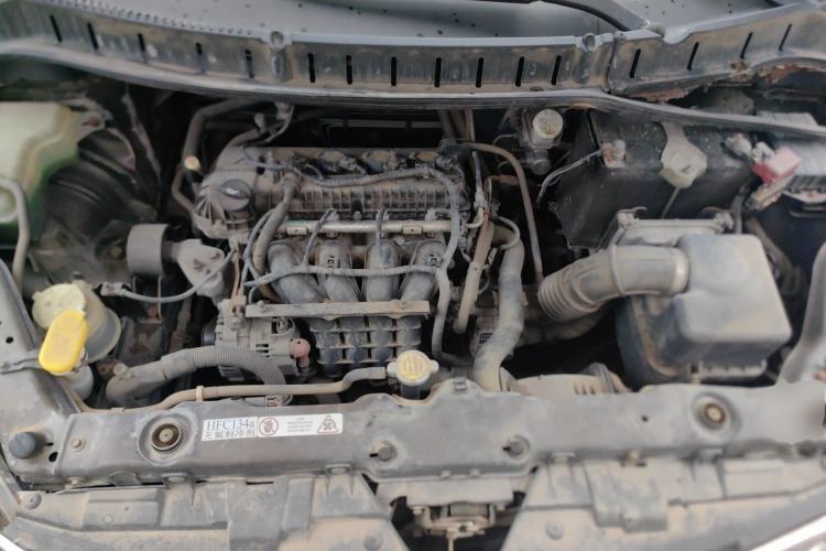 Used FORTHING Joyear SUV 2012 1.6L Luxury Model Engine Bay