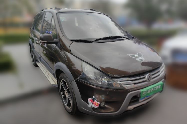 Used FORTHING Joyear SUV 2012 1.6L Luxury Model Front Right 45 Deg