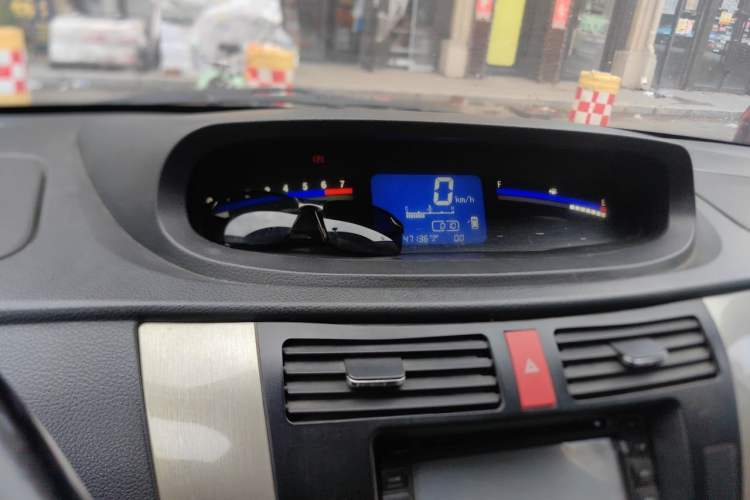 Used FORTHING Joyear SUV 2012 1.6L Luxury Model Instrument Cluster