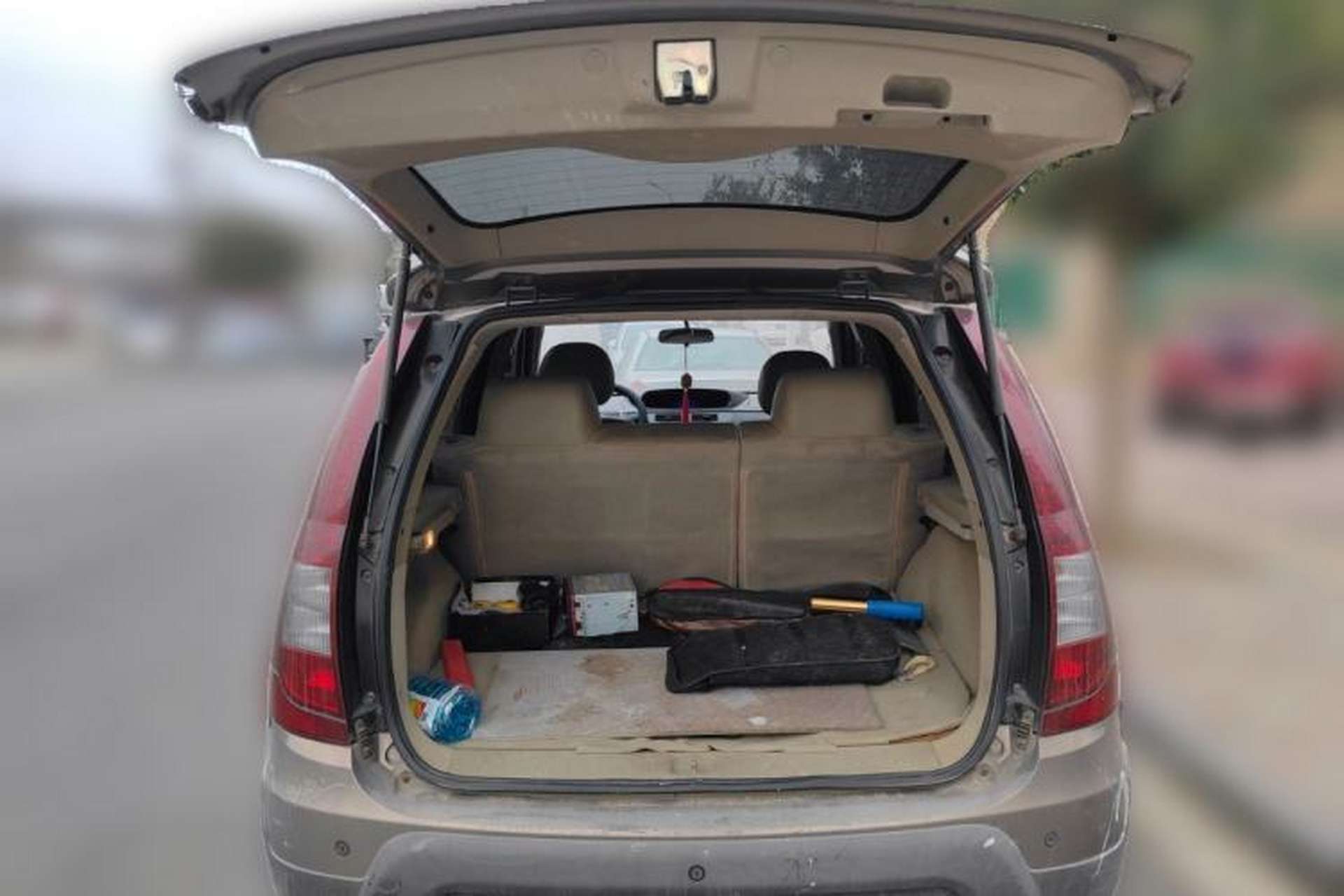 Used FORTHING Joyear SUV 2012 1.6L Comfort Model Trunk
