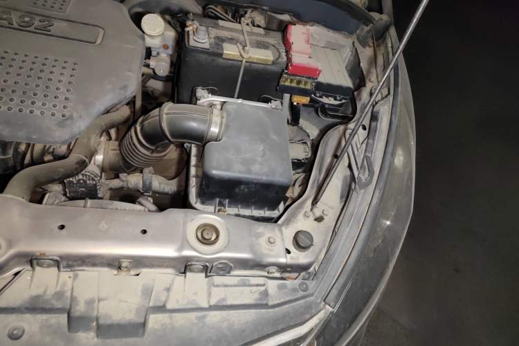 Used FORTHING Joyear SUV 2012 1.6L Comfort Model Engine Bay Left