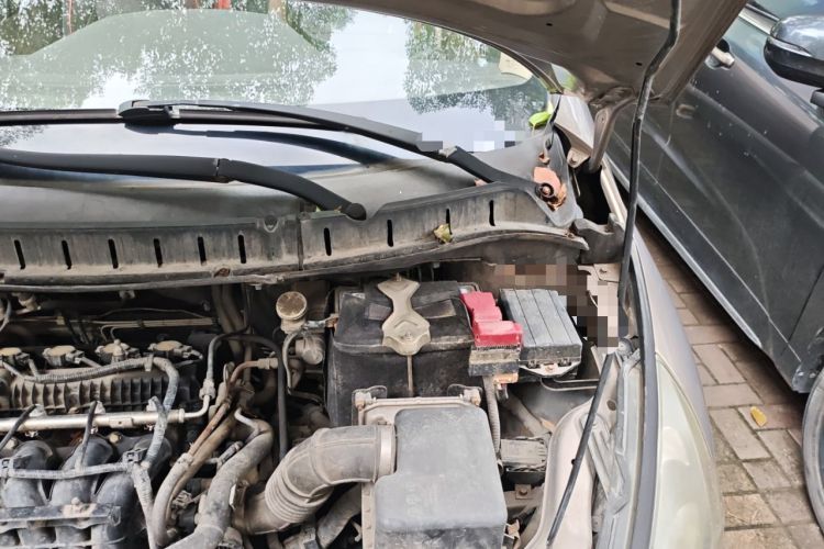 Used FORTHING Joyear SUV 2012 1.6L Comfort Model Engine Bay Left