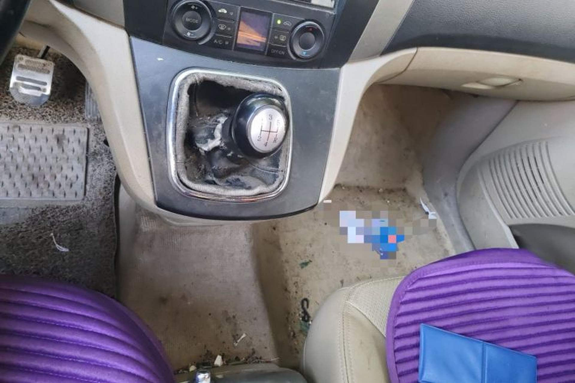 Used FORTHING Joyear SUV 2012 1.6L Luxury Model Gear Lever
