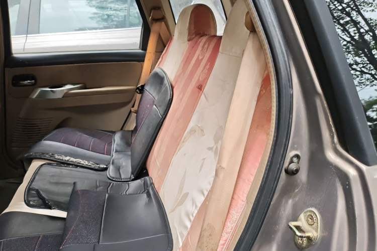 Used FORTHING Joyear SUV 2012 1.6L Comfort Model Left Rear Seat
