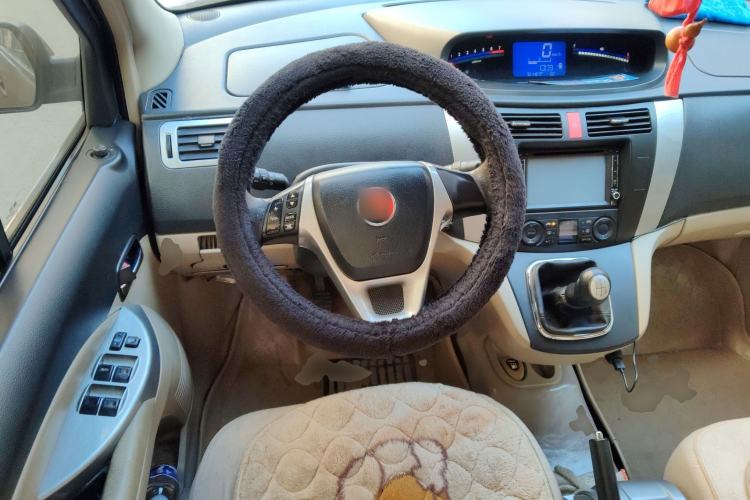 Used FORTHING Joyear SUV 2012 1.6L Luxury Model Steering Wheel