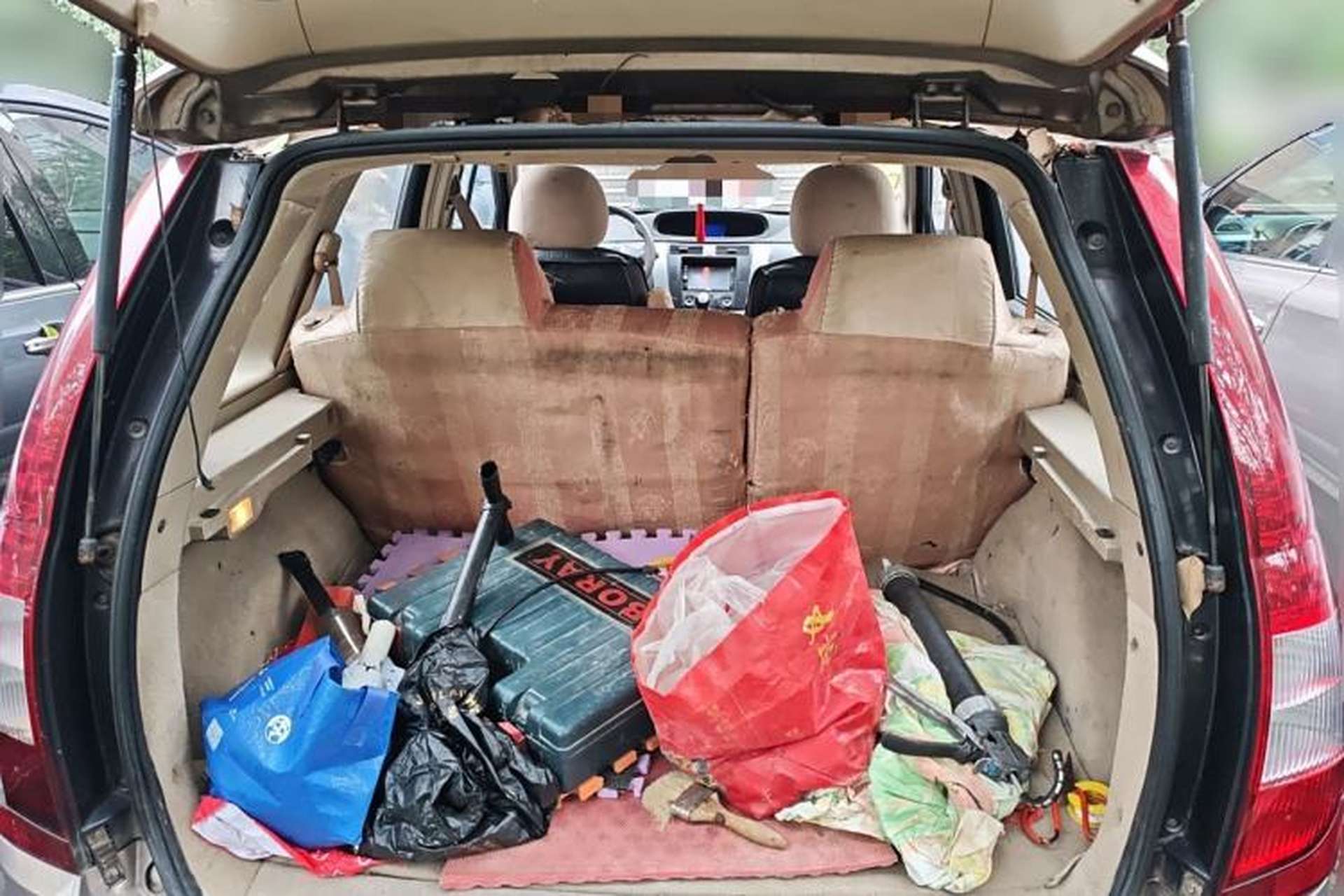 Used FORTHING Joyear SUV 2012 1.6L Comfort Model Trunk