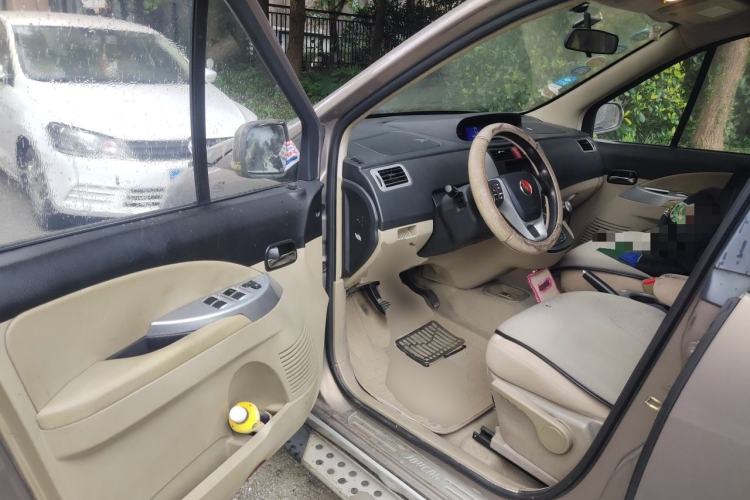 Used FORTHING Joyear SUV 2012 1.6L Luxury Model Driver Seat