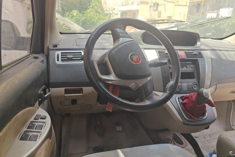 Used FORTHING Joyear SUV 2012 1.6L Deluxe Model Driver Seat
