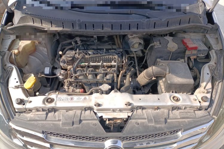 Used FORTHING Joyear SUV 2012 1.6L Luxury Model Engine Bay