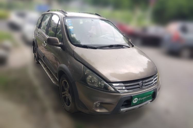 Used FORTHING Joyear SUV 2012 1.6L Luxury Model Front Right 45 Deg