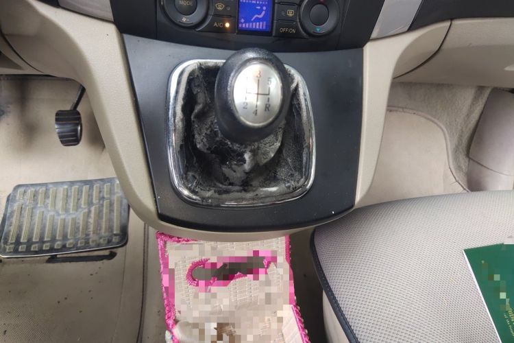 Used FORTHING Joyear SUV 2012 1.6L Luxury Model Gear Lever