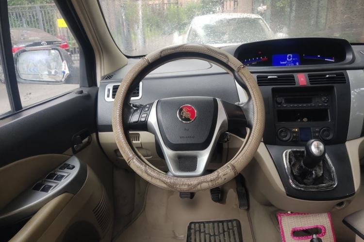 Used FORTHING Joyear SUV 2012 1.6L Luxury Model Steering Wheel
