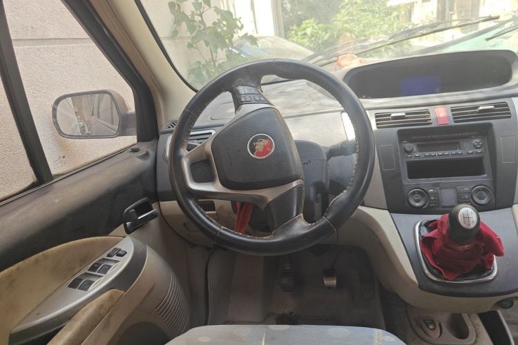 Used FORTHING Joyear SUV 2012 1.6L Deluxe Model Steering Wheel