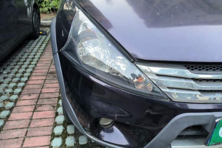 Used FORTHING Joyear SUV 2012 1.6L Luxury Model Right Front Headlight