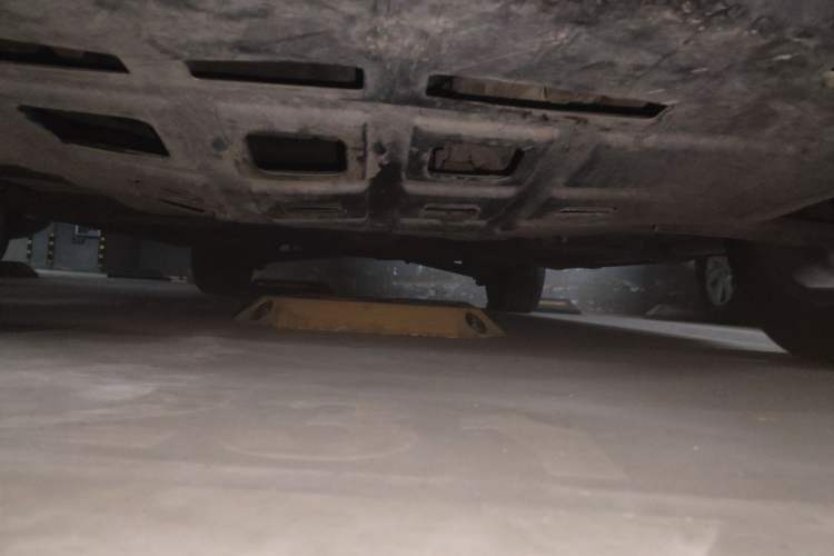 Used FORTHING Joyear SUV 2012 1.6L Luxury Model Chassis Front