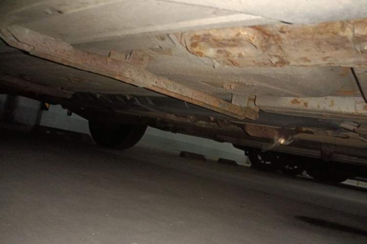 Used FORTHING Joyear SUV 2012 1.6L Luxury Model Chassis Front Right
